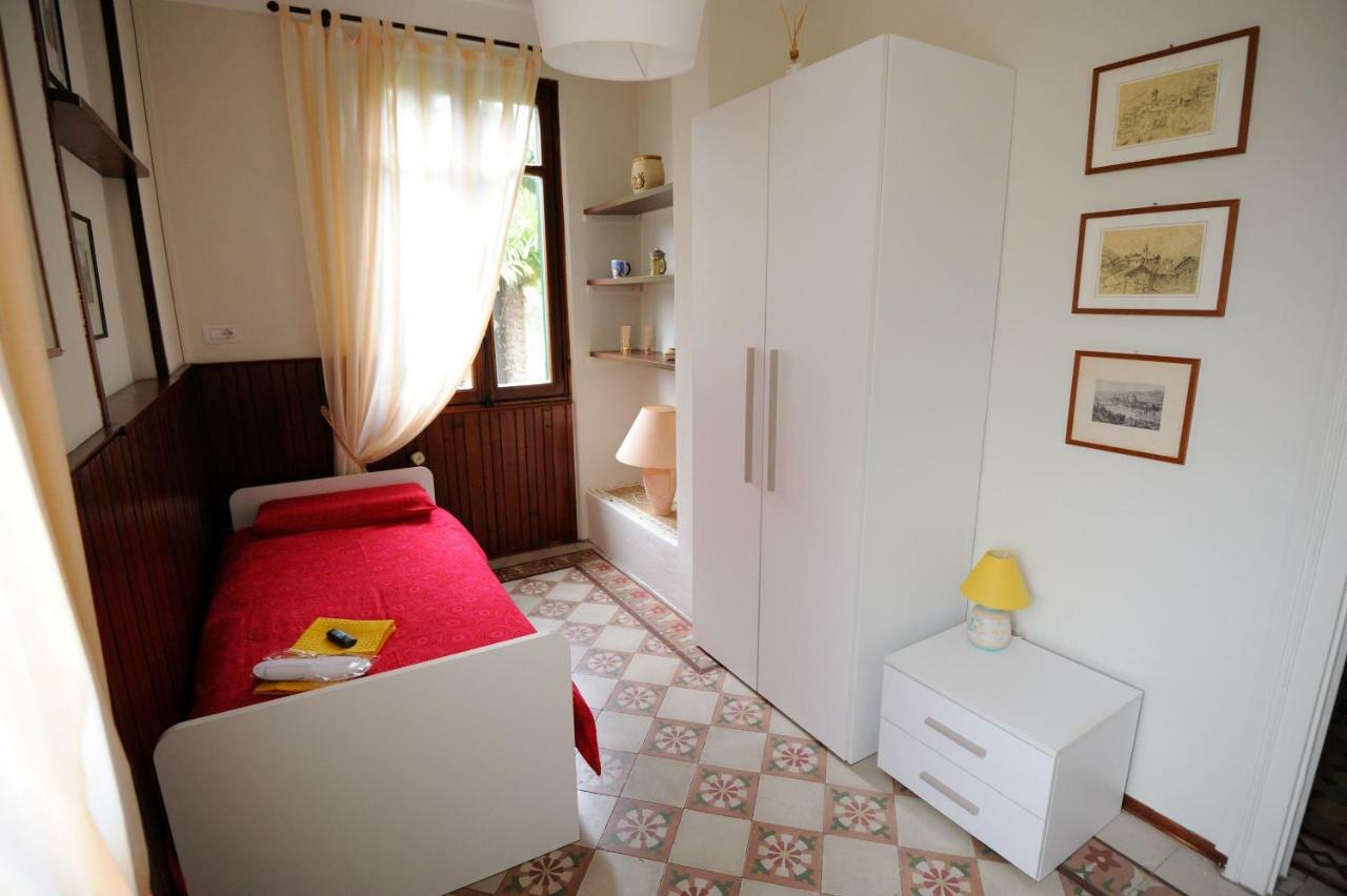 Il Motto Di Tommy Bed & Breakfast Castelveccana Dış mekan fotoğraf